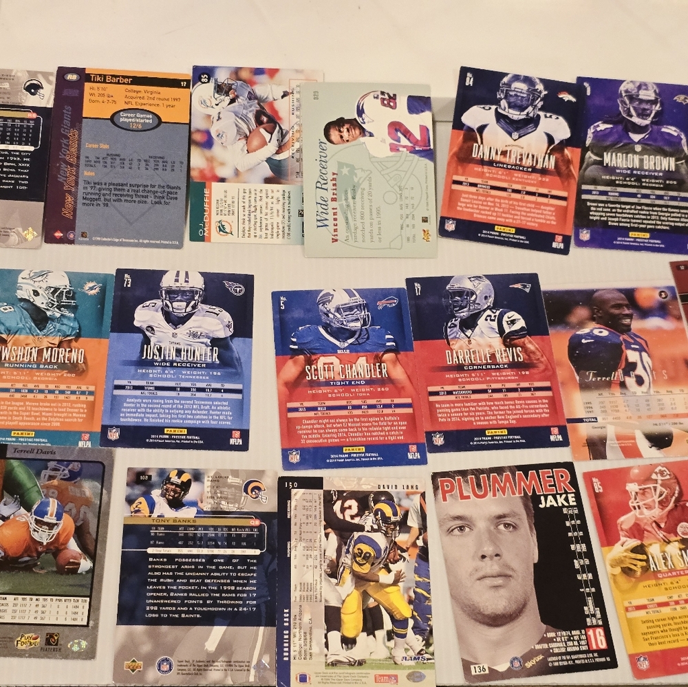 NFL Football Card Collection Set - Picture 14 of 16
